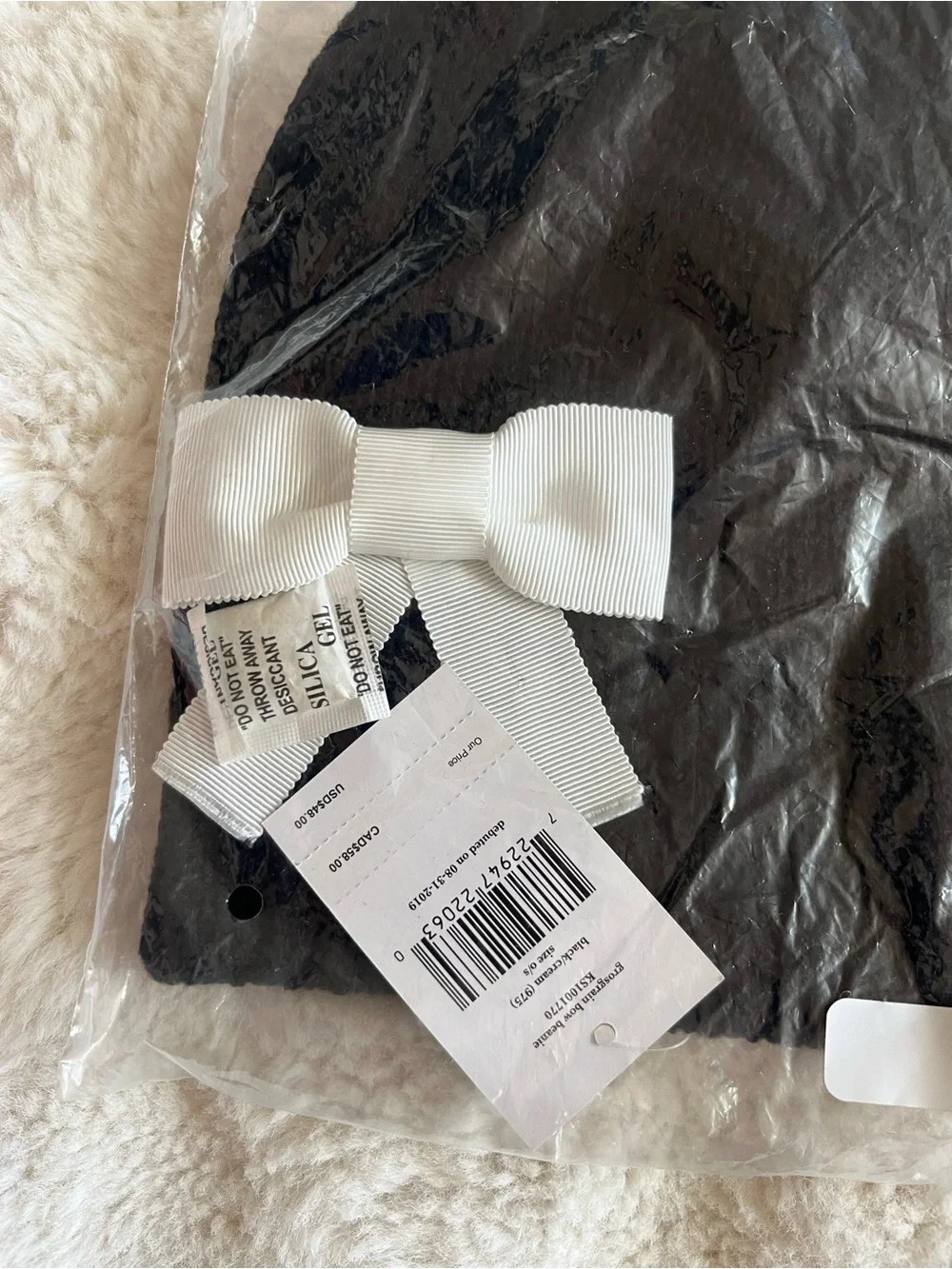 Kate Spade New York Grosgrain Bow Beanie Black/Cream Bow NWT Black Knit 2019